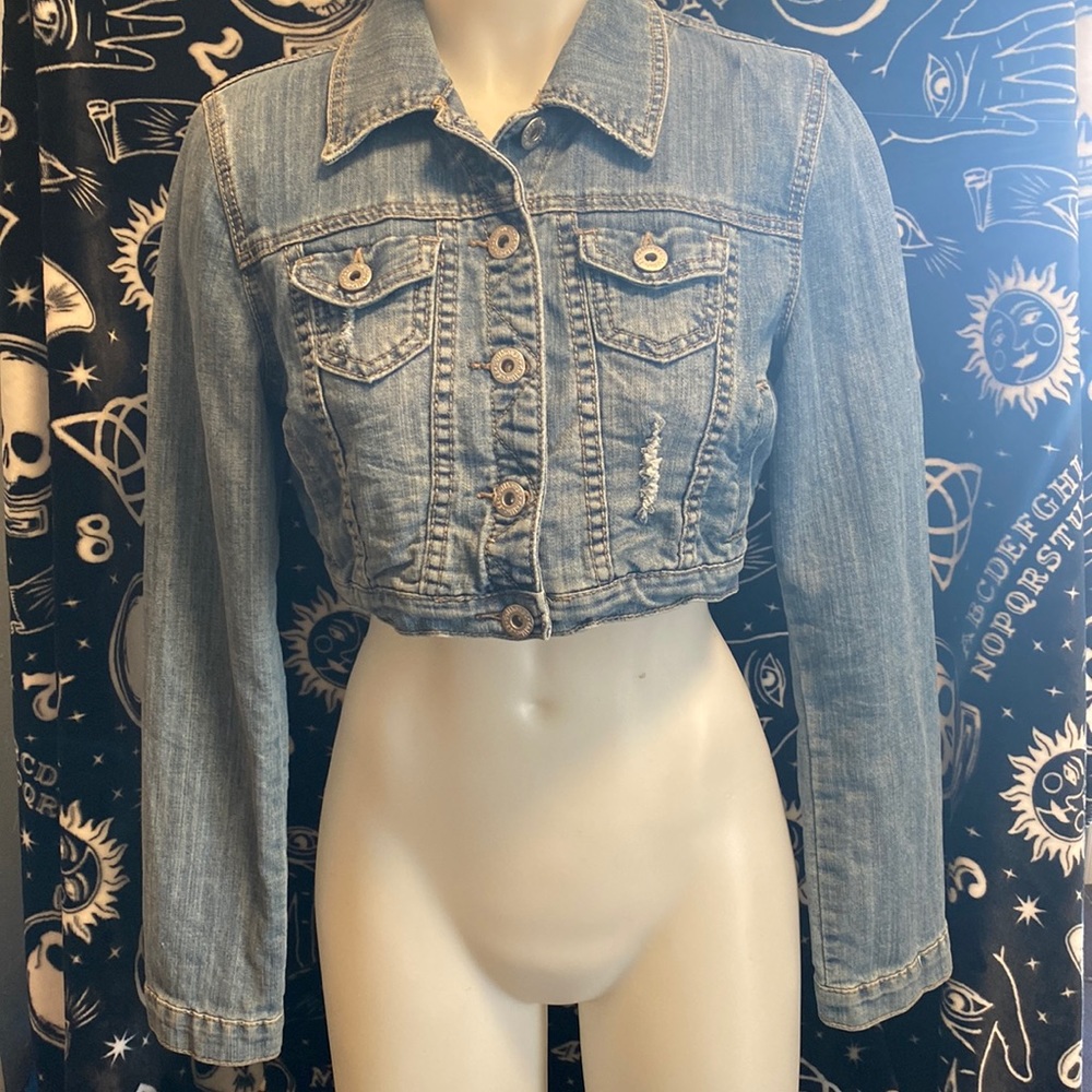 Cropped jean jacket